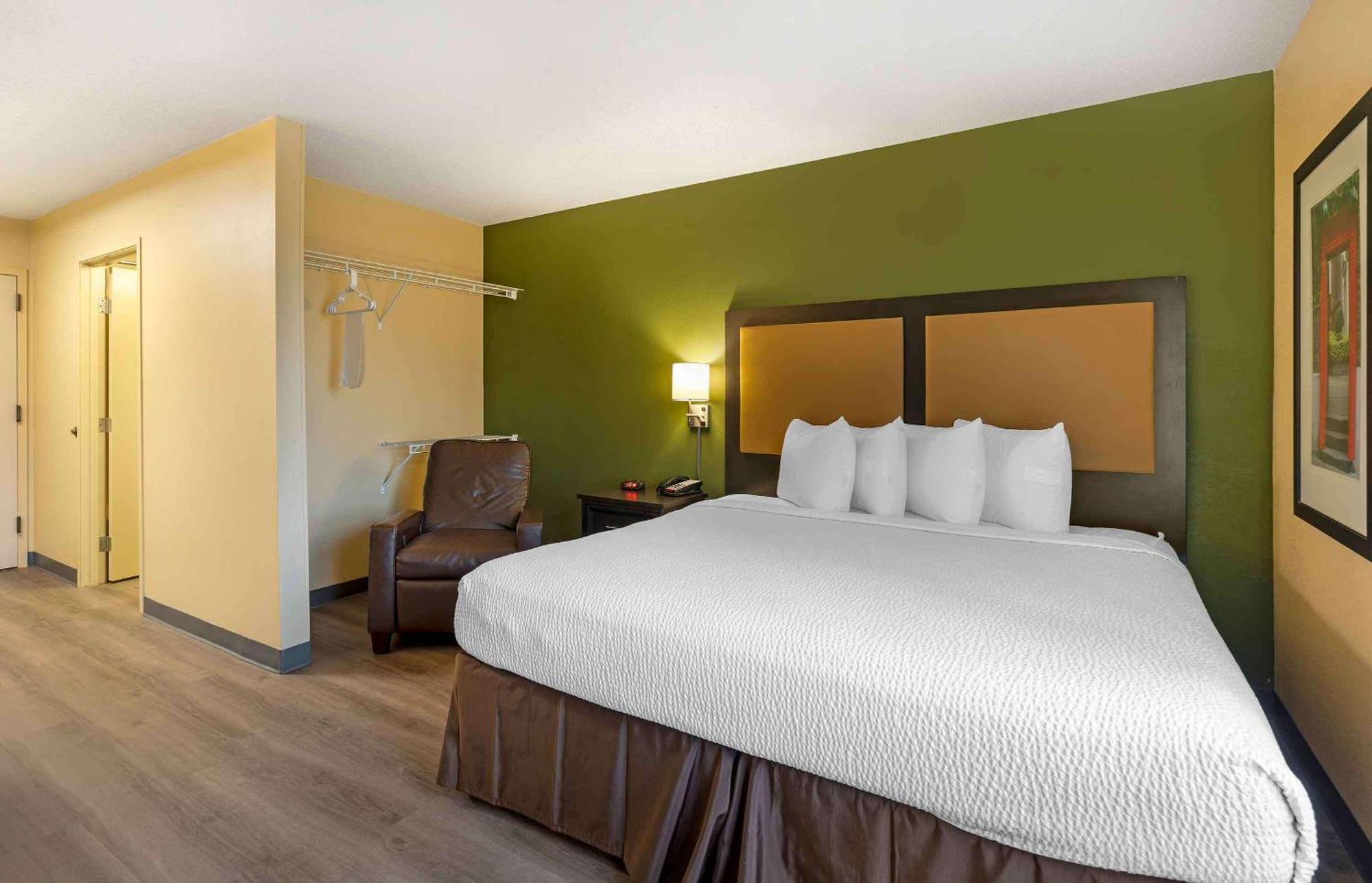 Extended Stay America Select Suites - St Louis - Airport - Central Bridgeton Exterior foto