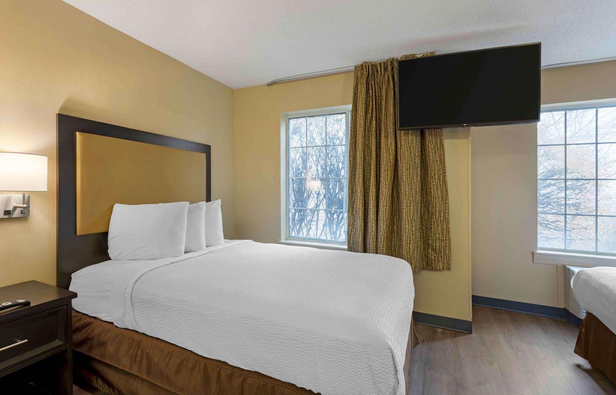 Extended Stay America Select Suites - St Louis - Airport - Central Bridgeton Exterior foto